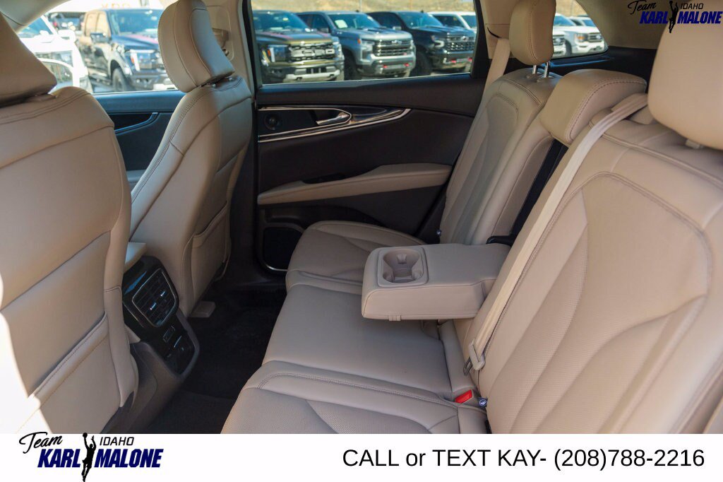 Used 2023 Lincoln Nautilus Reserve w/ Equipment Group 201A AWD/4WD image 40
