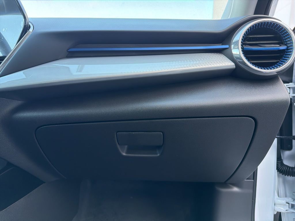 New 2026 Chevrolet Trax LT w/ Driver Confidence Package image 20