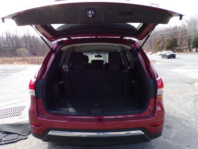 Used 2016 Nissan Pathfinder SV image 40