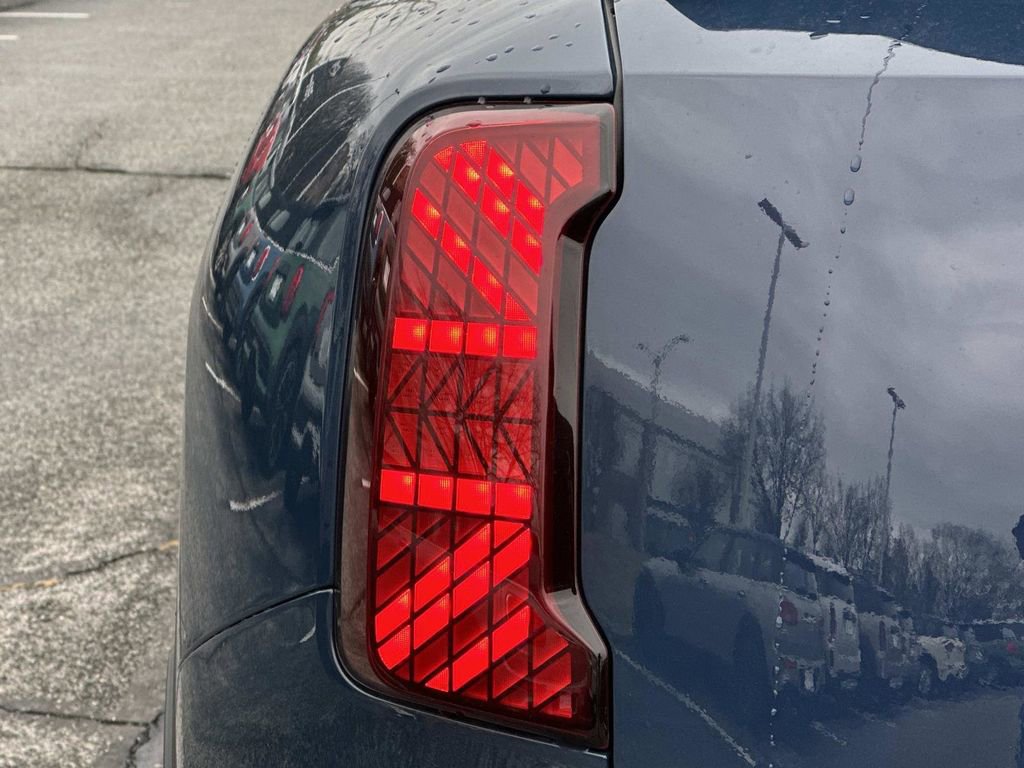 Used 2026 MINI Cooper Countryman S w/ Comfort Package Max image 9