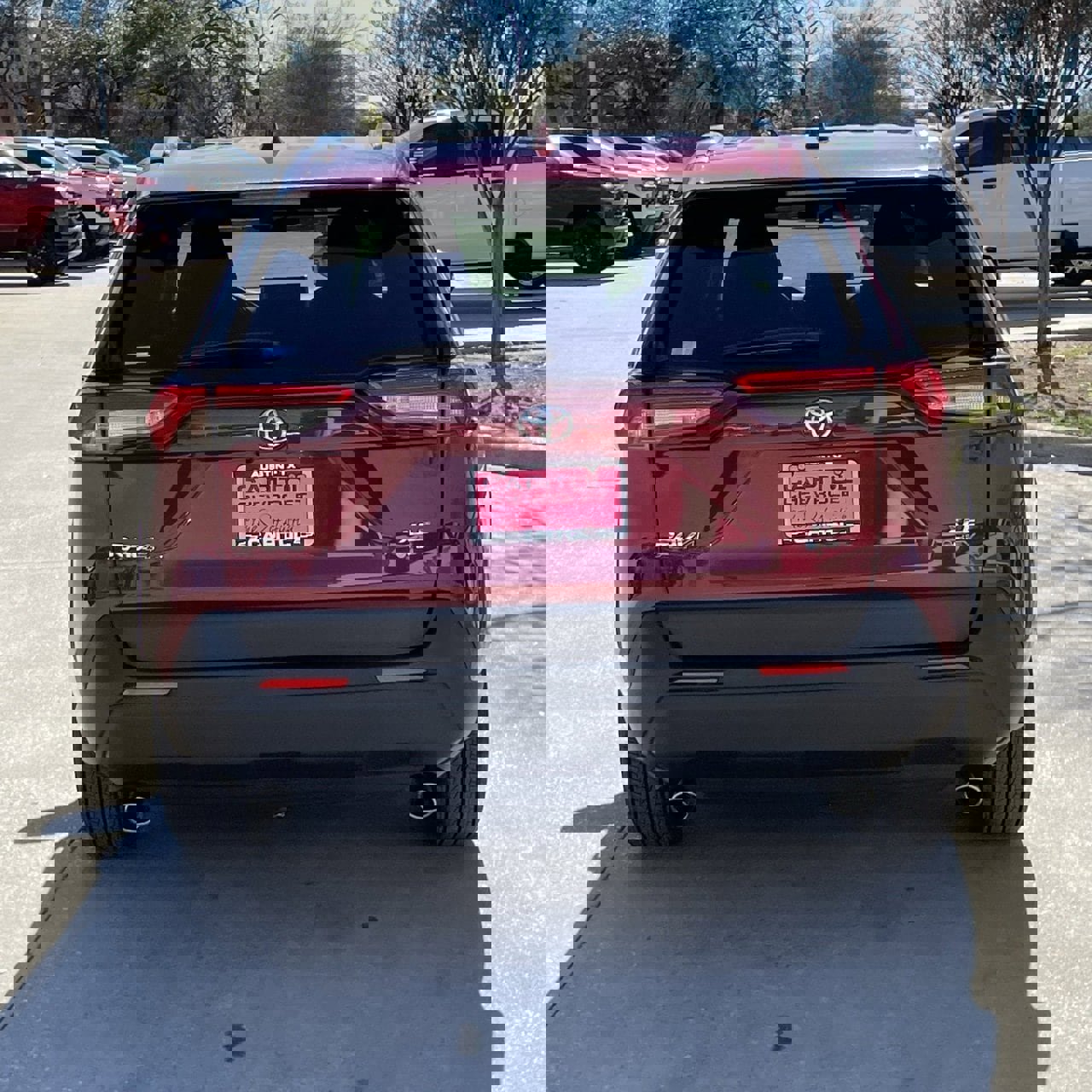 Used 2025 Toyota RAV4 XLE image 5