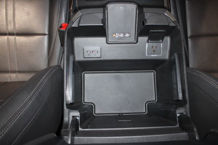 Used 2023 Chevrolet Silverado 1500 High Country w/ High Country Premium Package AWD/4WD image 34