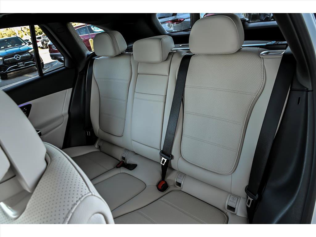 Certified 2026 Mercedes-Benz GLC 300 4MATIC image 14