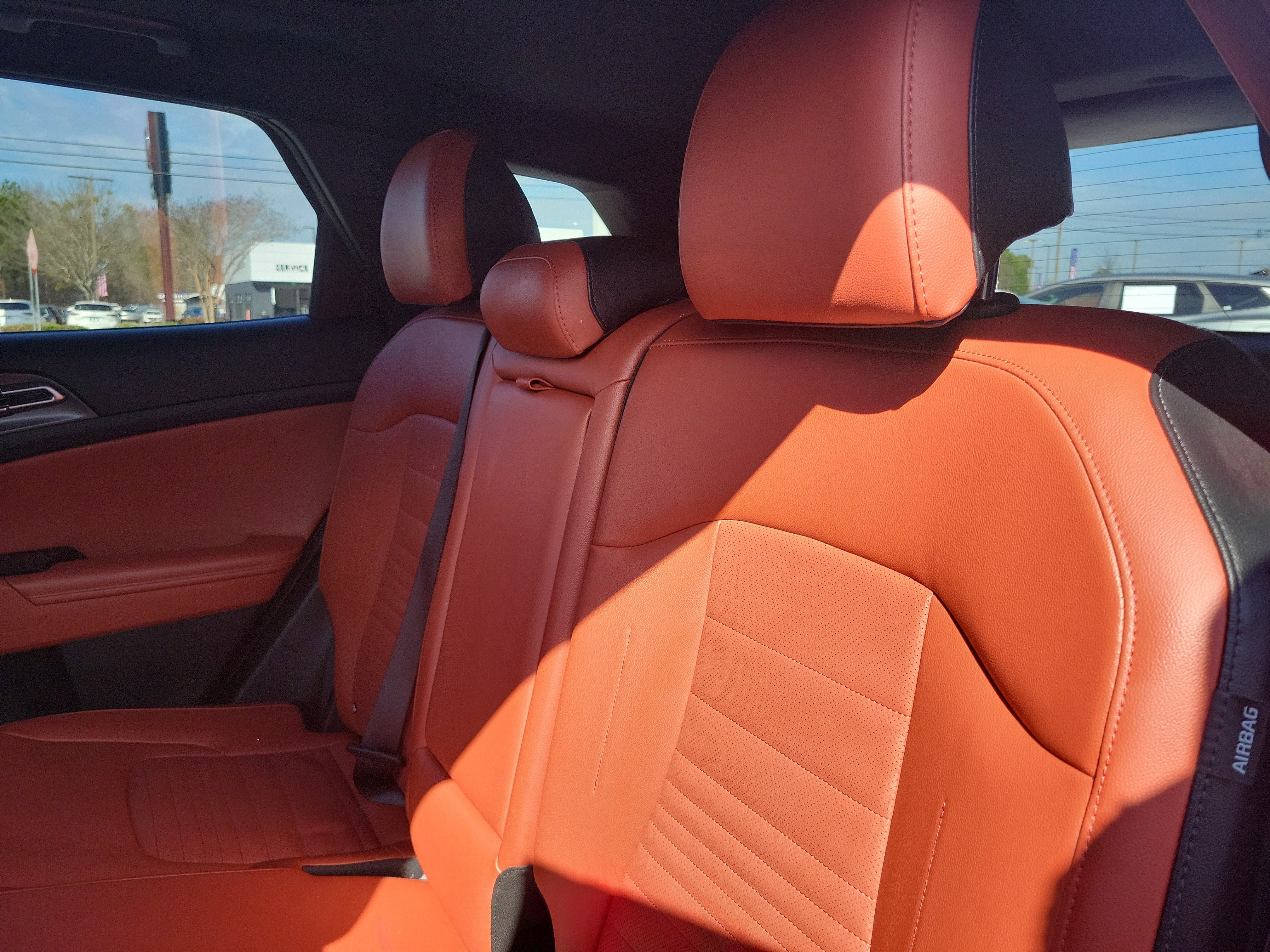 Used 2024 Kia Sportage SX image 11