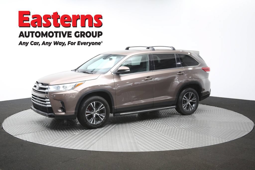 Used 2019 Toyota Highlander LE FWD image 56