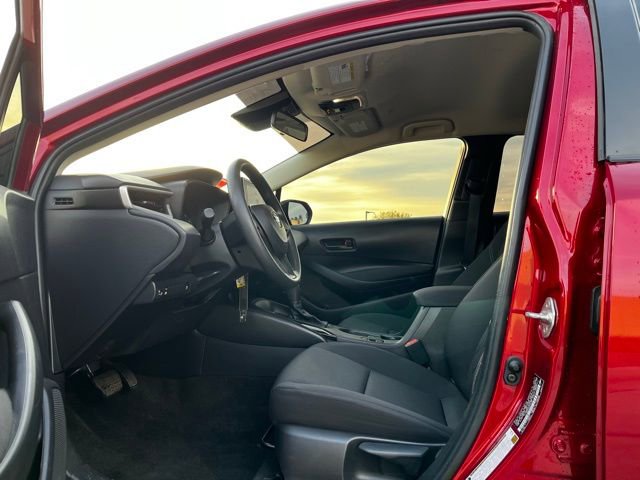 Used 2024 Toyota Corolla LE image 16