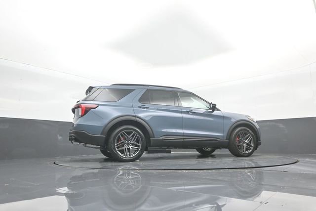 New 2026 Ford Explorer ST w/ Sun And Sound Package image 31