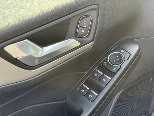 Used 2021 Ford Escape SE w/ Convenience Package image 20