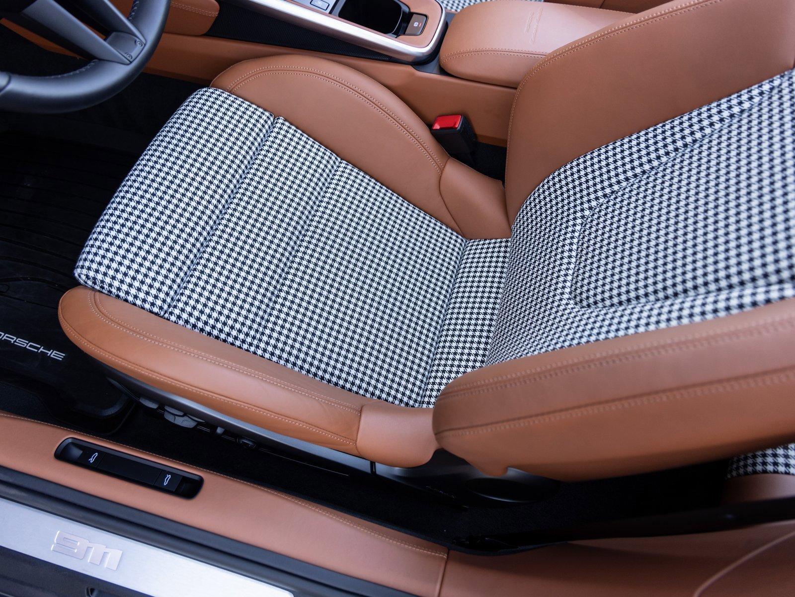 Certified 2024 Porsche 911 Turbo S image 23