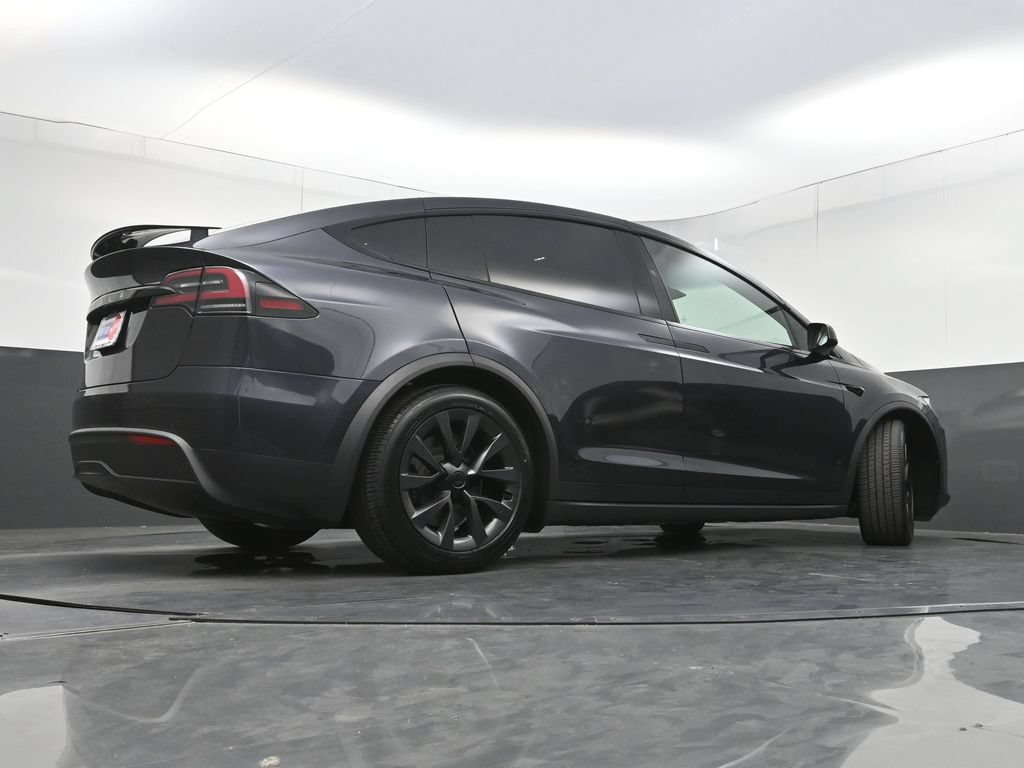 Used 2024 Tesla Model X AWD/4WD image 31