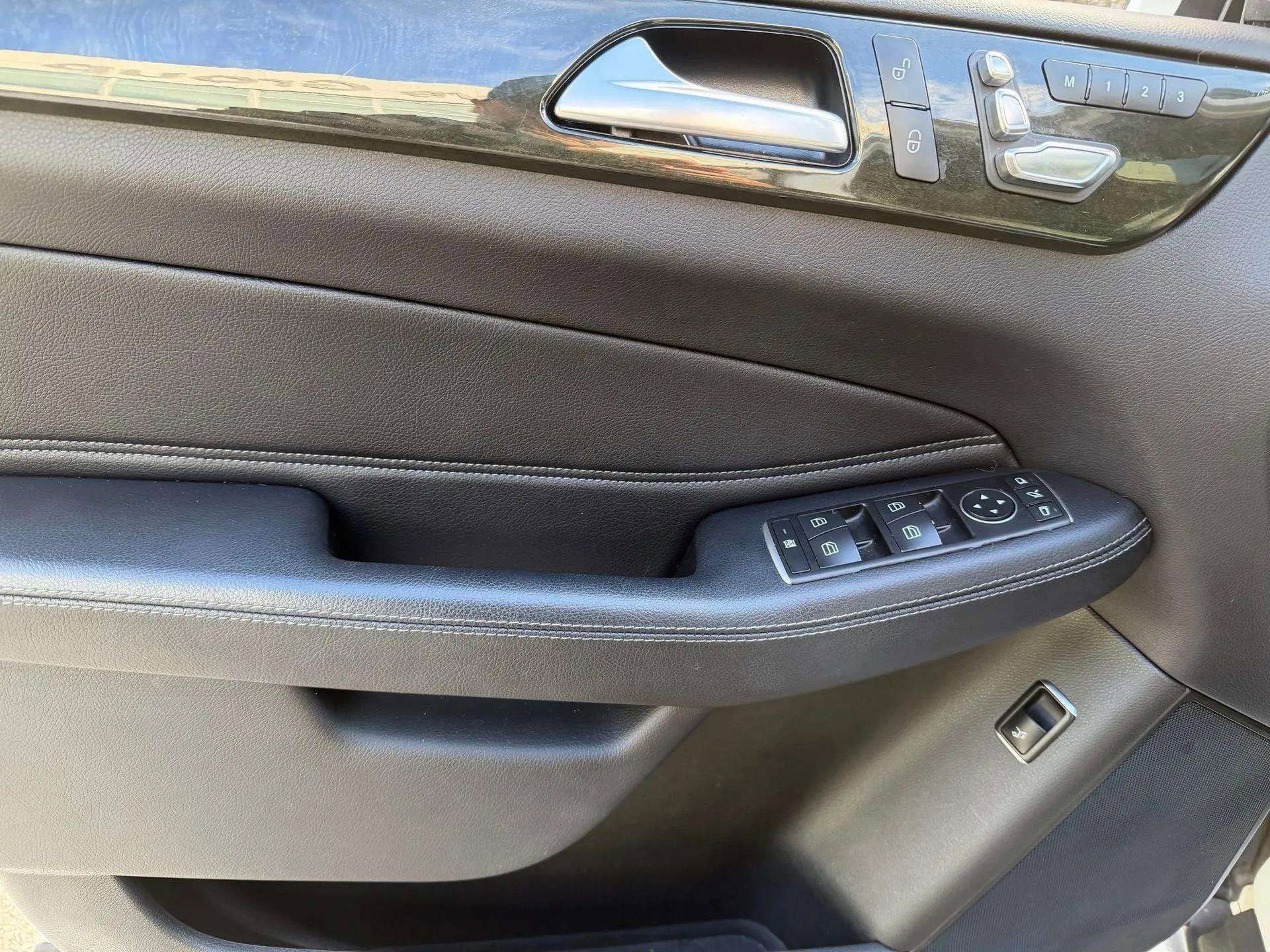 Used 2018 Mercedes-Benz GLE 350 image 23