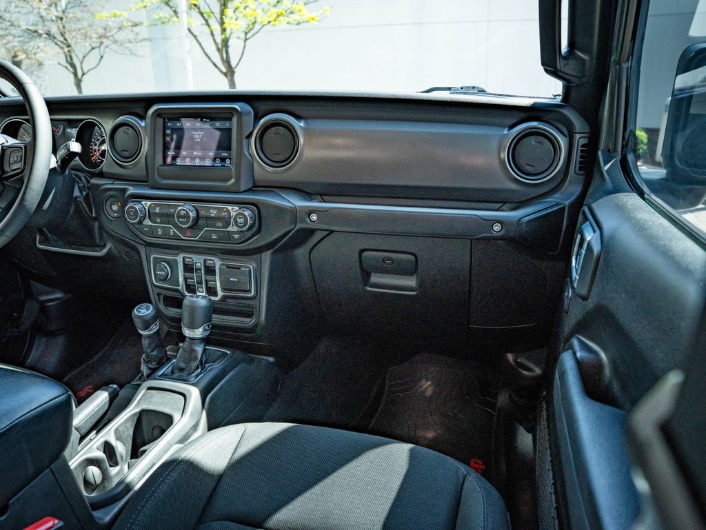 Used 2023 Jeep Gladiator Sport image 45