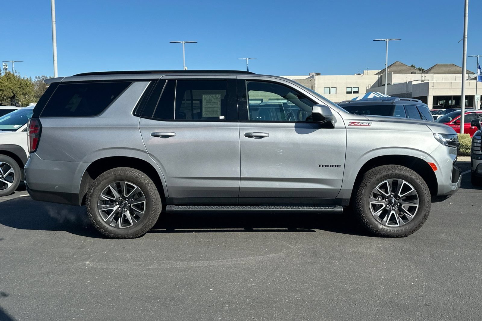 Used 2024 Chevrolet Tahoe Z71 AWD/4WD image 3