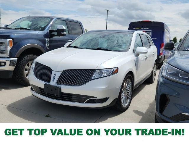 Used 2016 Lincoln MKT AWD w/ Equipment Group 201A image 1