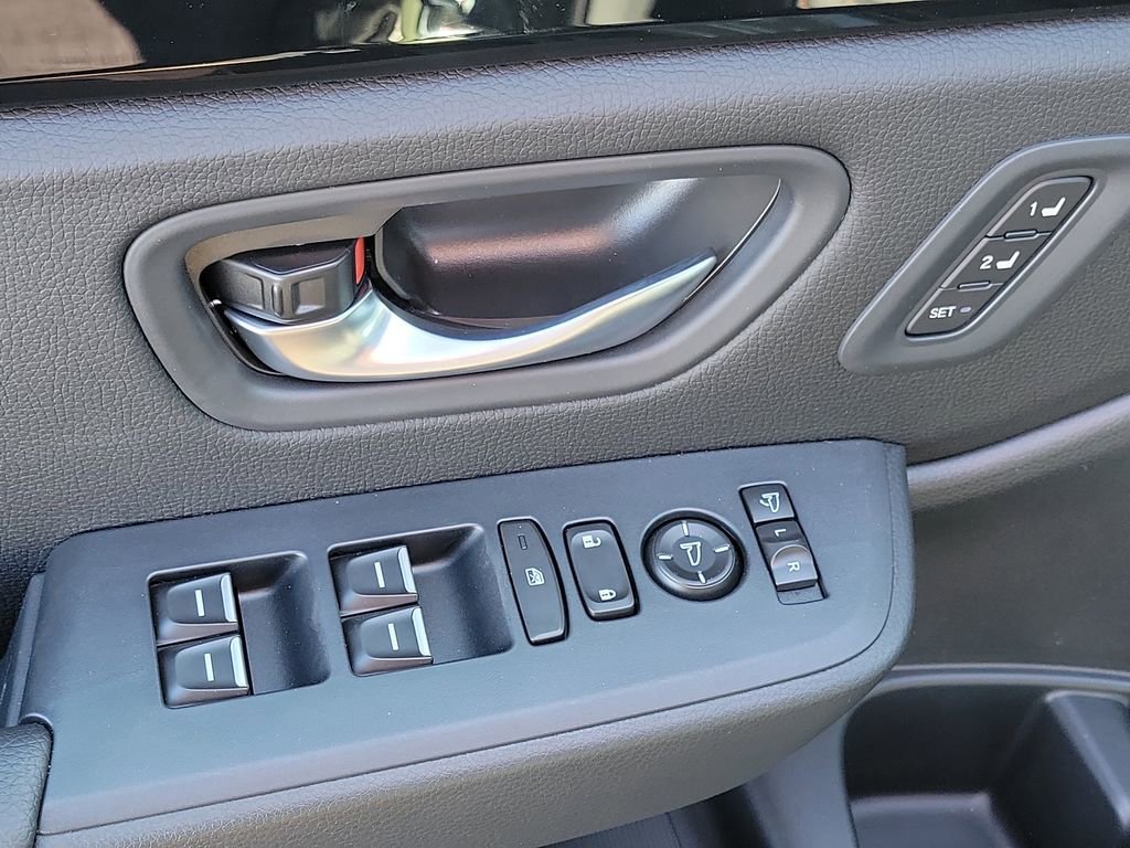 New 2026 Honda Pilot TrailSport image 13
