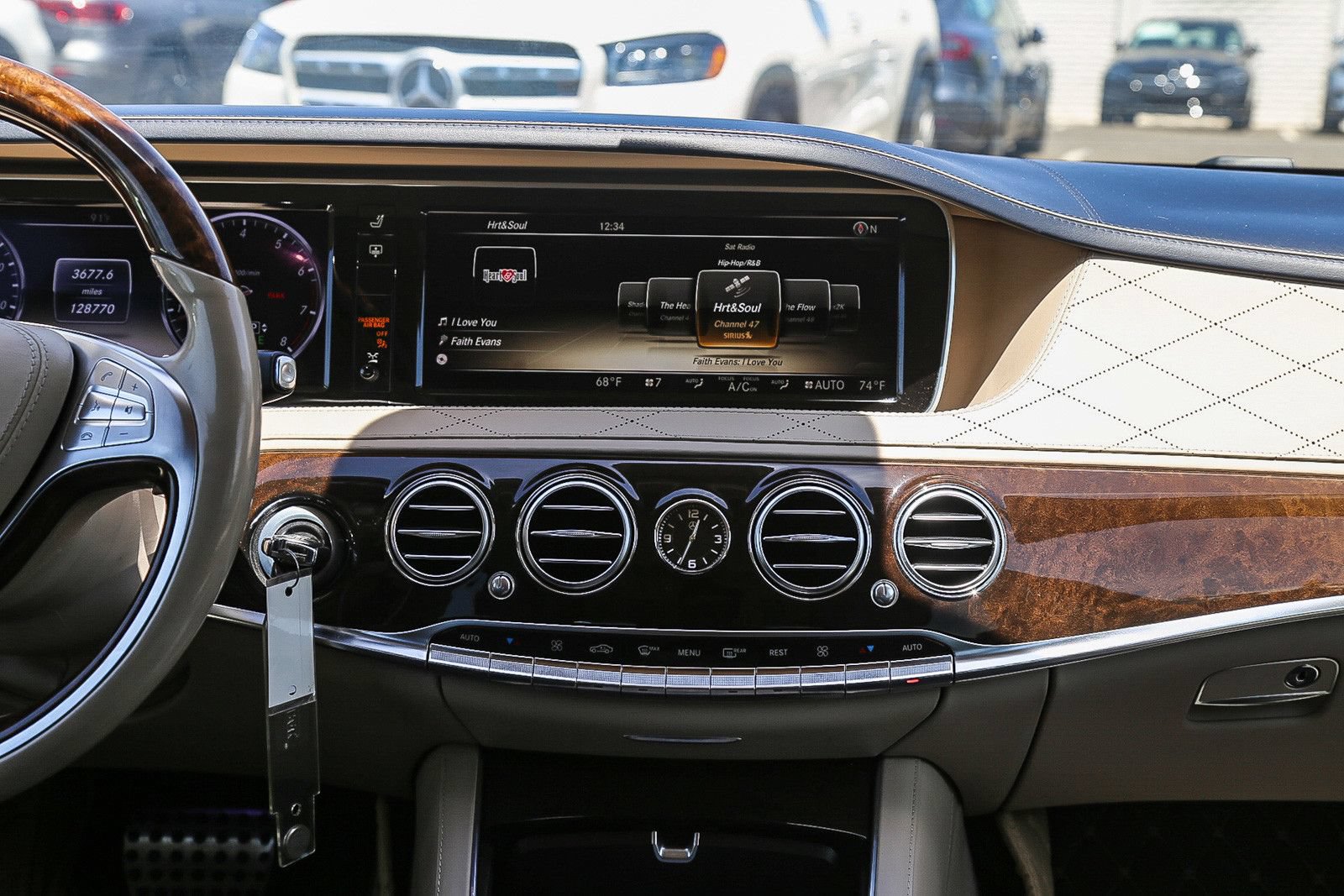 Used 2014 Mercedes-Benz S 550 Sedan w/ Sport Package Plus One image 11