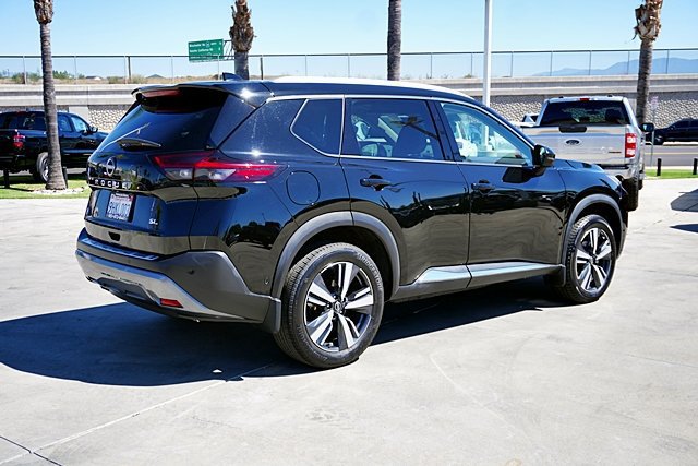 Certified 2023 Nissan Rogue SL w/ SL Premium Package FWD image 4