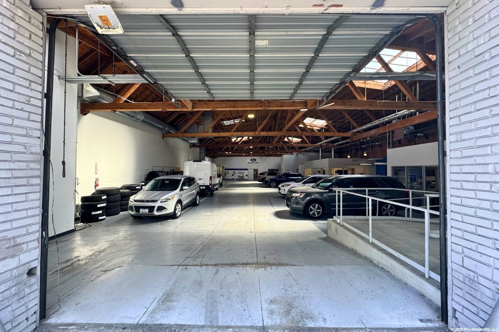 Used 1990 Ford Thunderbird Super RWD image 11