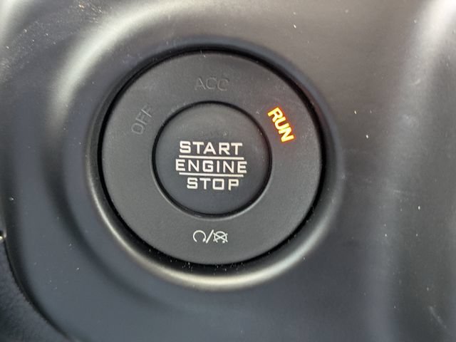 Used 2023 Jeep Wrangler Unlimited Rubicon AWD/4WD image 27