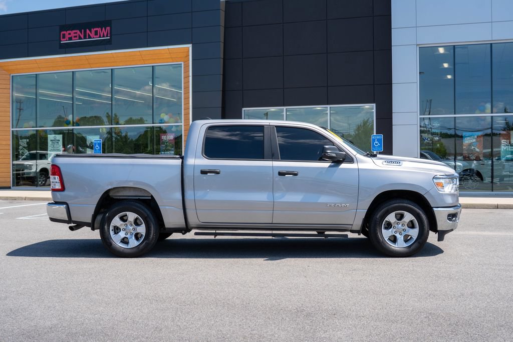 Used 2023 RAM 1500 Big Horn AWD/4WD image 9