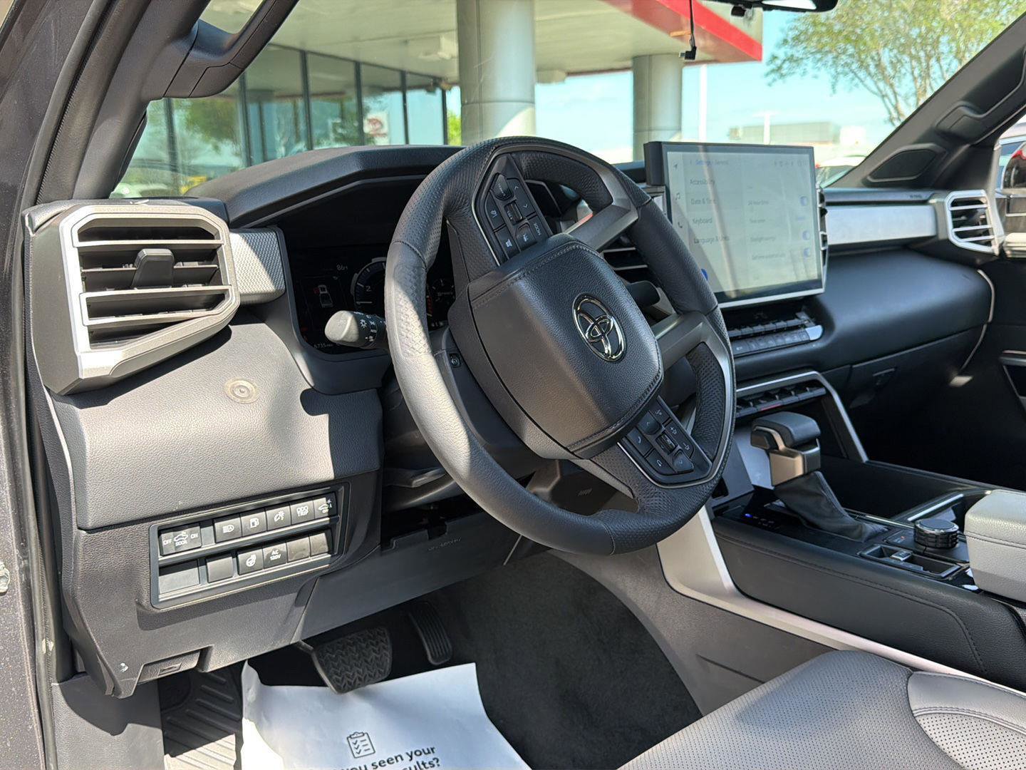 Used 2025 Toyota Tundra Limited image 17