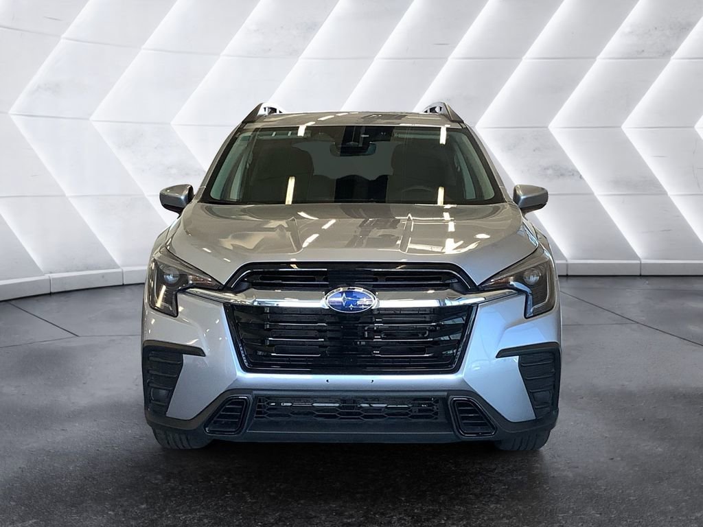 Used 2025 Subaru Ascent Premium image 2
