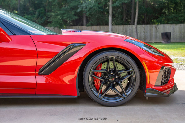 Used 2019 Chevrolet Corvette ZR1 image 11