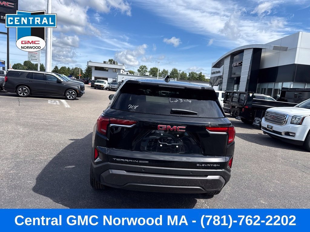 New 2027 GMC Terrain Elevation w/ LPO, Floor Liner Package AWD/4WD image 5