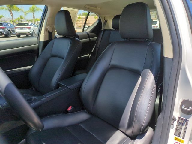 Used 2016 Lexus CT 200h w/ Seat Comfort Package FWD image 11