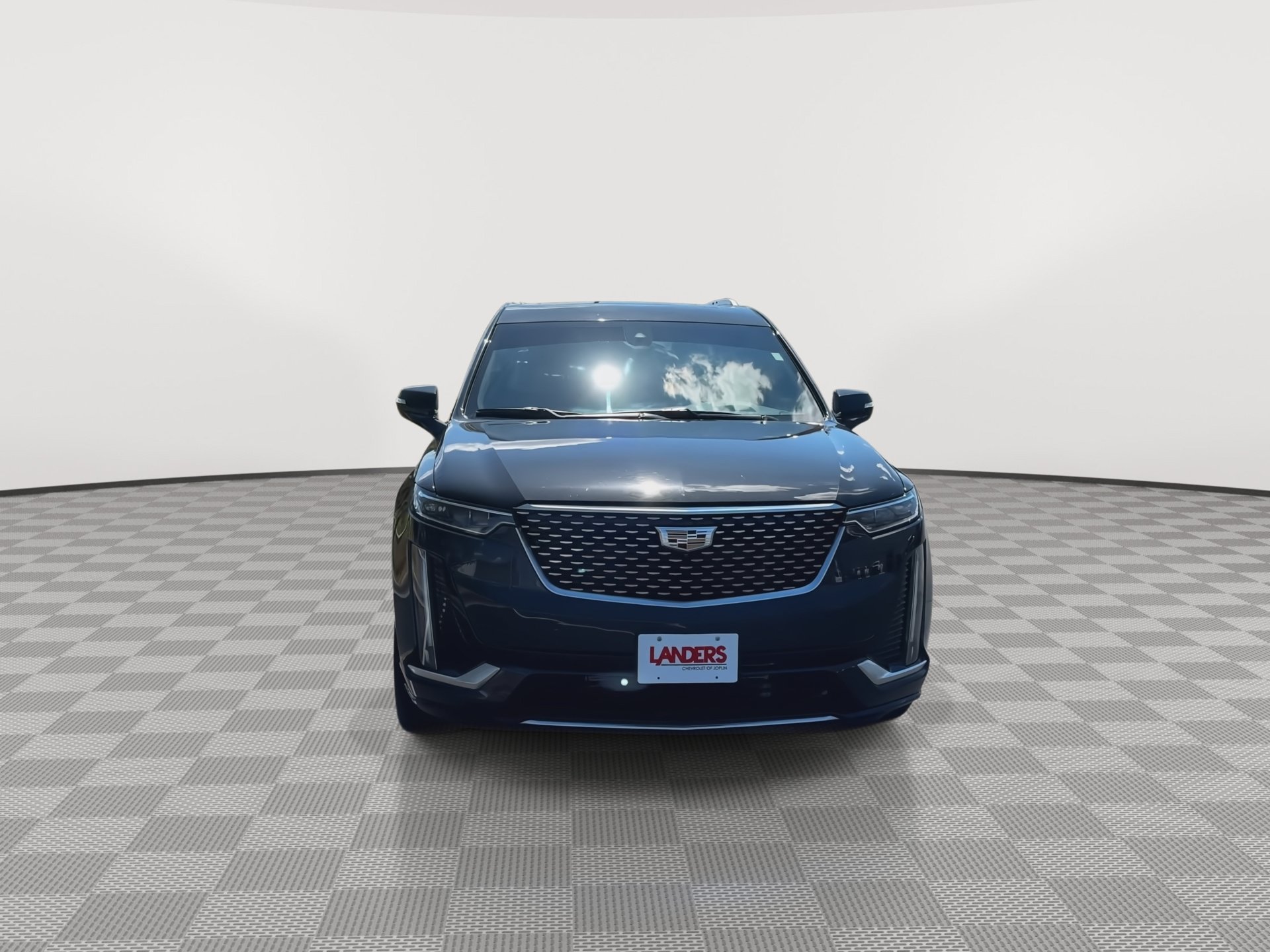 Certified 2020 Cadillac XT6 Premium Luxury w/ Platinum Package AWD/4WD image 3