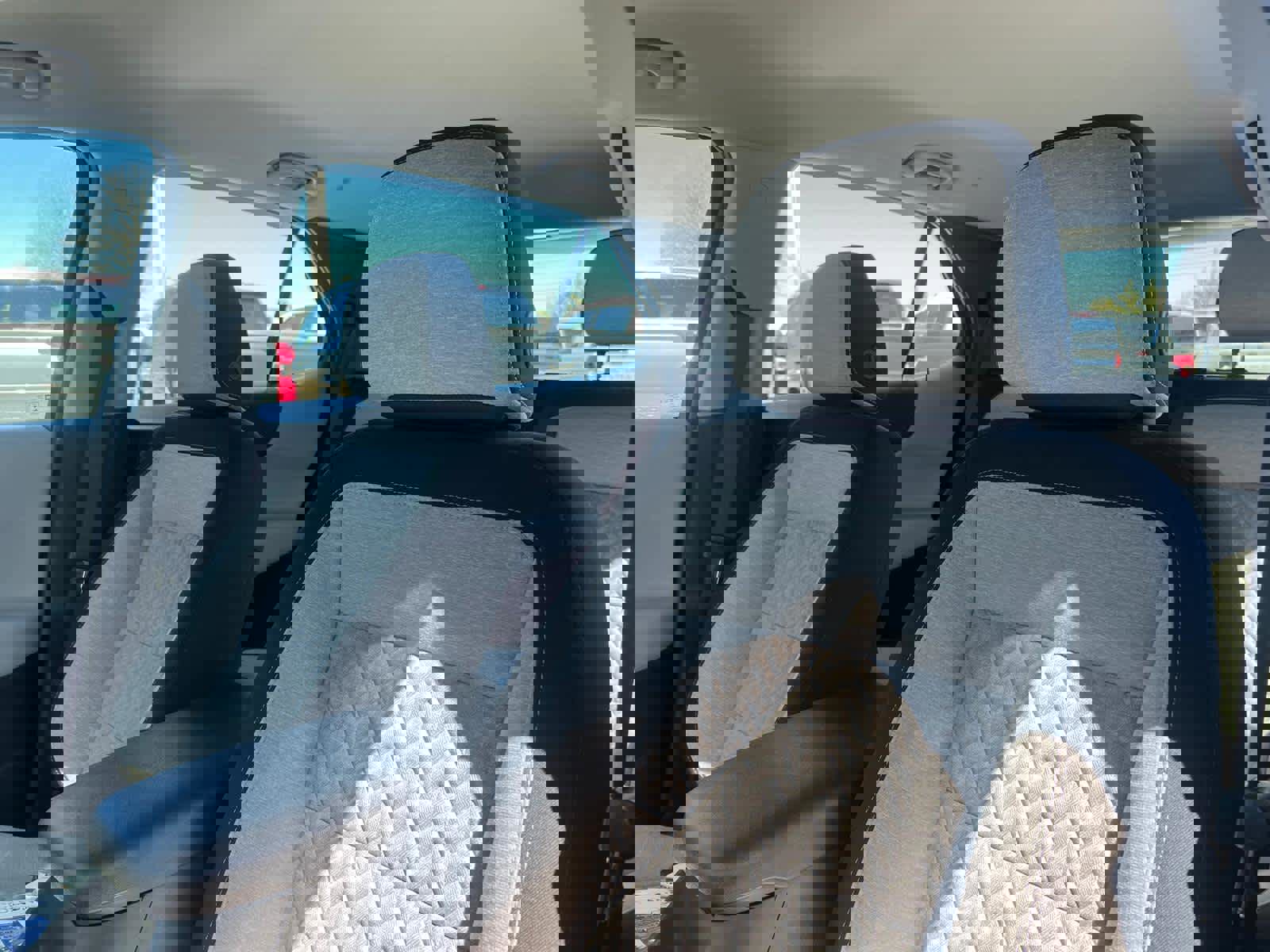 Certified 2023 Chevrolet Equinox LS w/ Driver Confidence II Package image 13