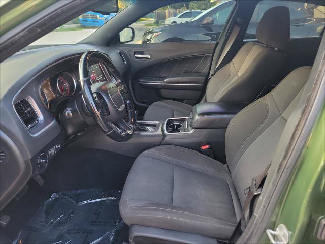 Used 2019 Dodge Charger SXT AWD/4WD image 17