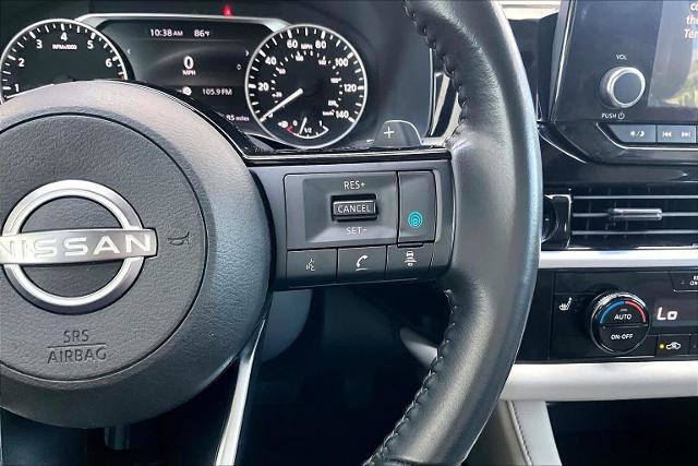 Certified 2022 Nissan Pathfinder SV w/ SV Premium Package AWD/4WD image 25