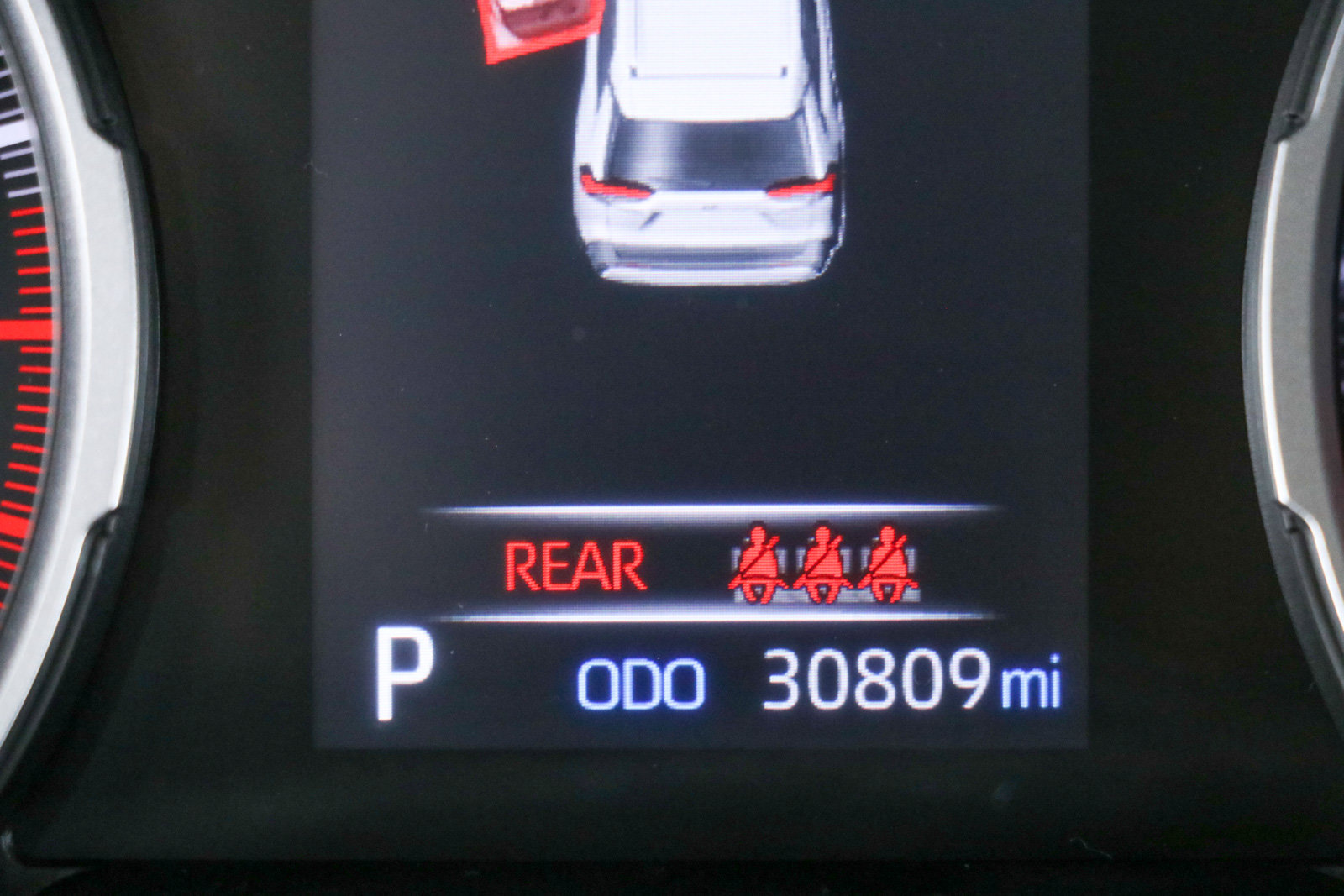 Used 2022 Toyota RAV4 LE FWD image 16