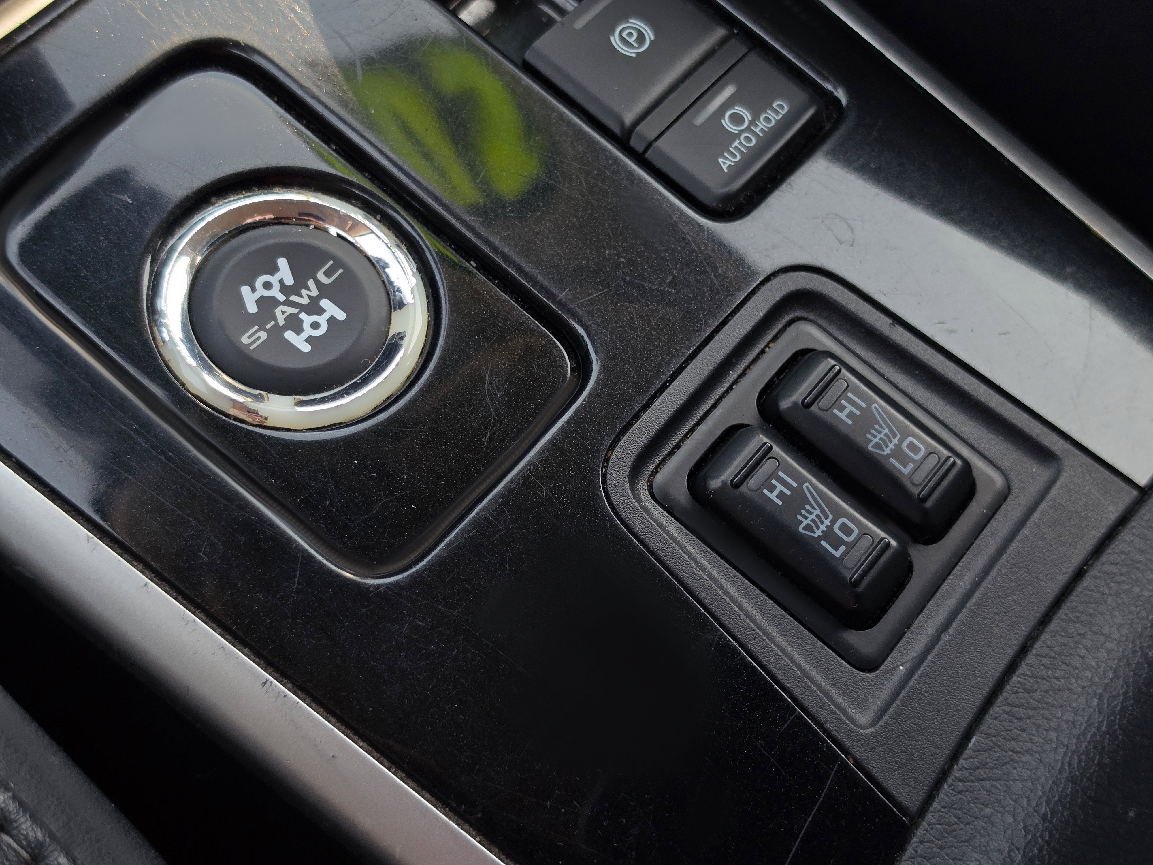 Used 2020 Mitsubishi Outlander SEL AWD/4WD image 24