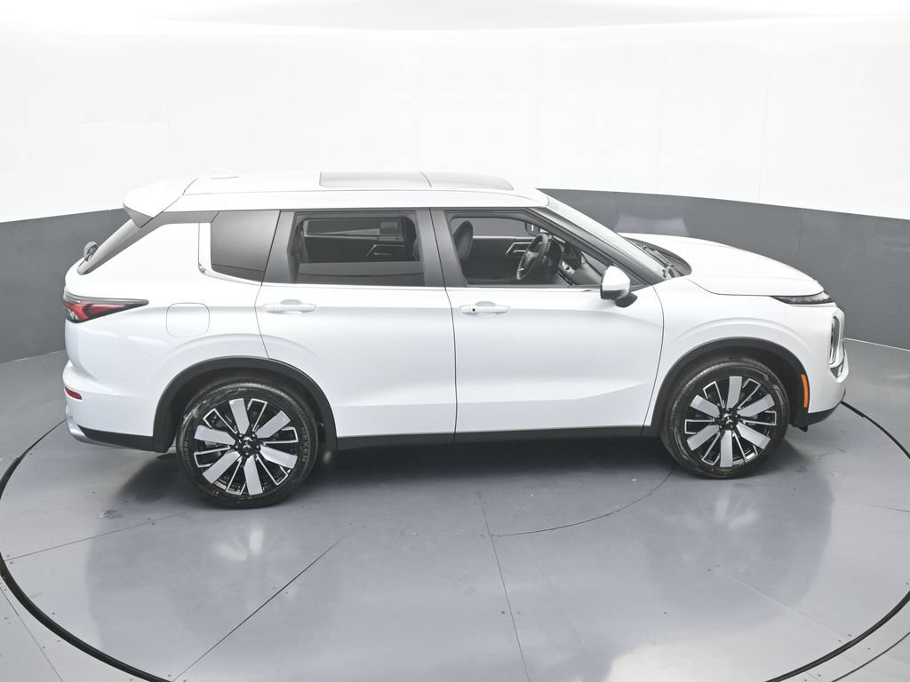 New 2026 Mitsubishi Outlander SE FWD image 60