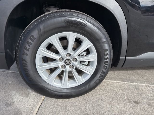 Used 2025 Toyota Grand Highlander XLE image 11