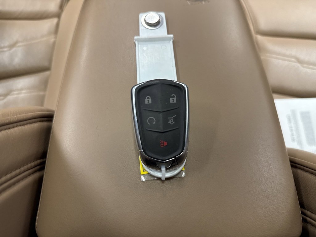 Used 2017 Cadillac XT5 Platinum image 30