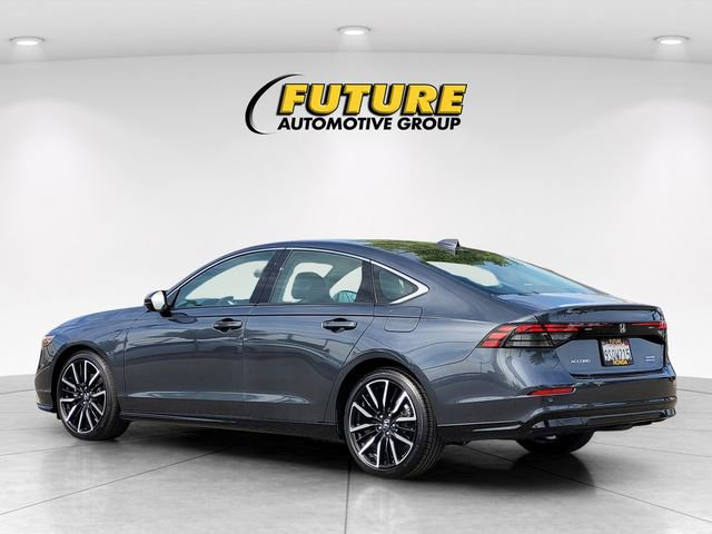 Certified 2025 Honda Accord Touring image 7