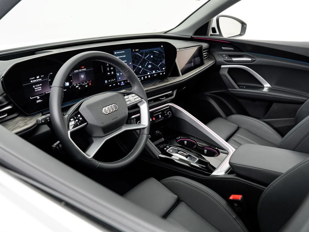 Certified 2025 Audi Q5 Prestige AWD/4WD image 4