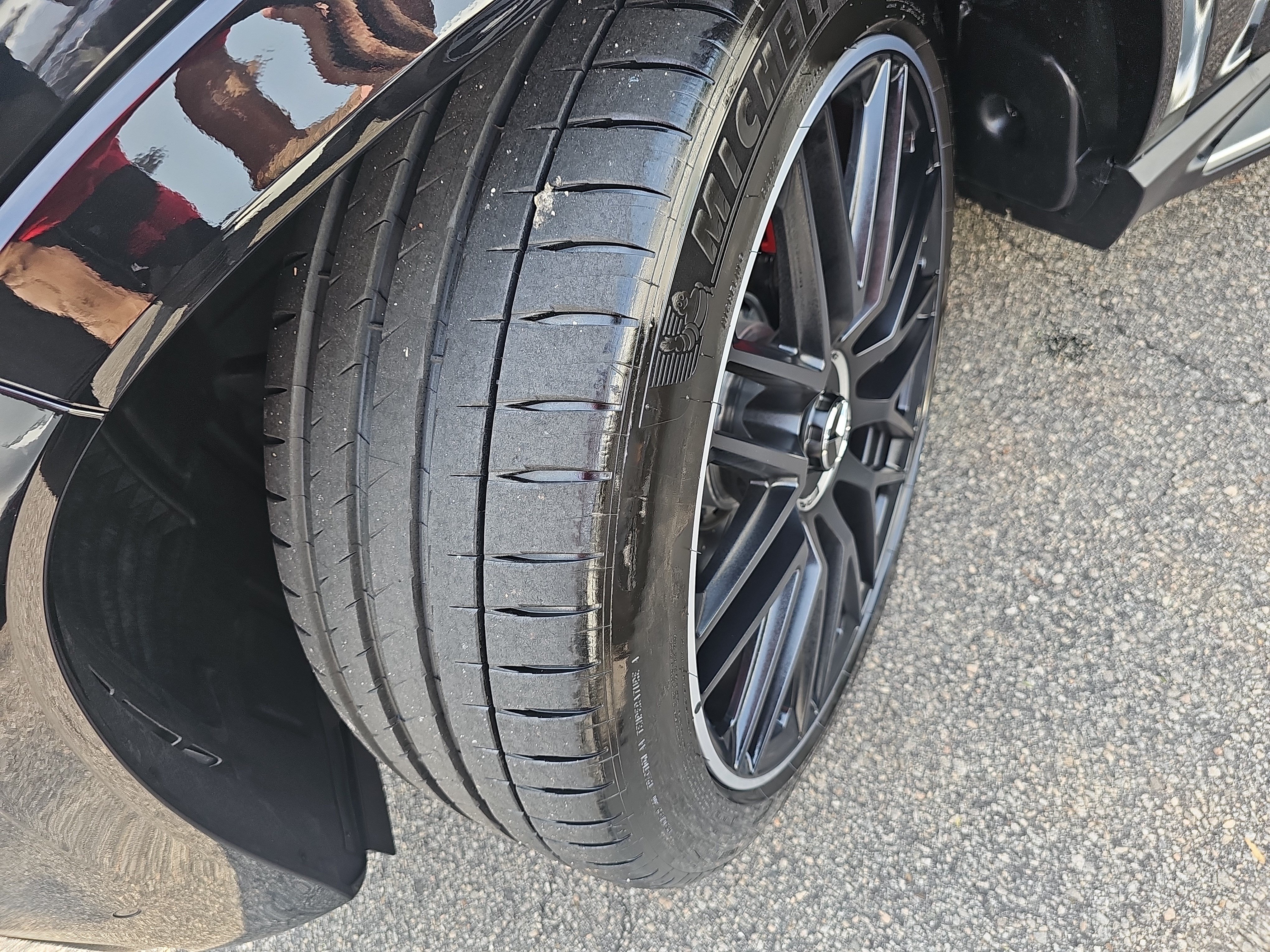 New 2026 Mercedes-Benz GLS 63 AMG 4MATIC image 35