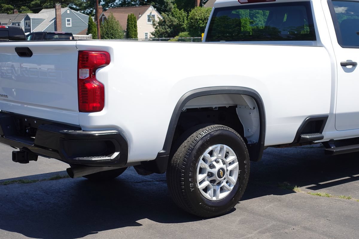 Used 2025 Chevrolet Silverado 2500 W/T AWD/4WD image 11