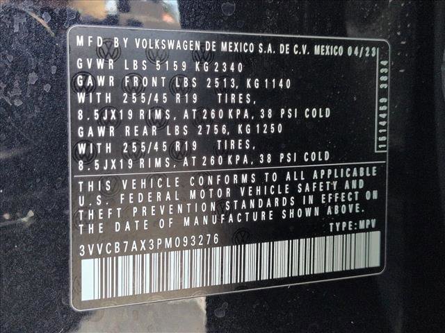 Used 2023 Volkswagen Tiguan SE R-Line image 26