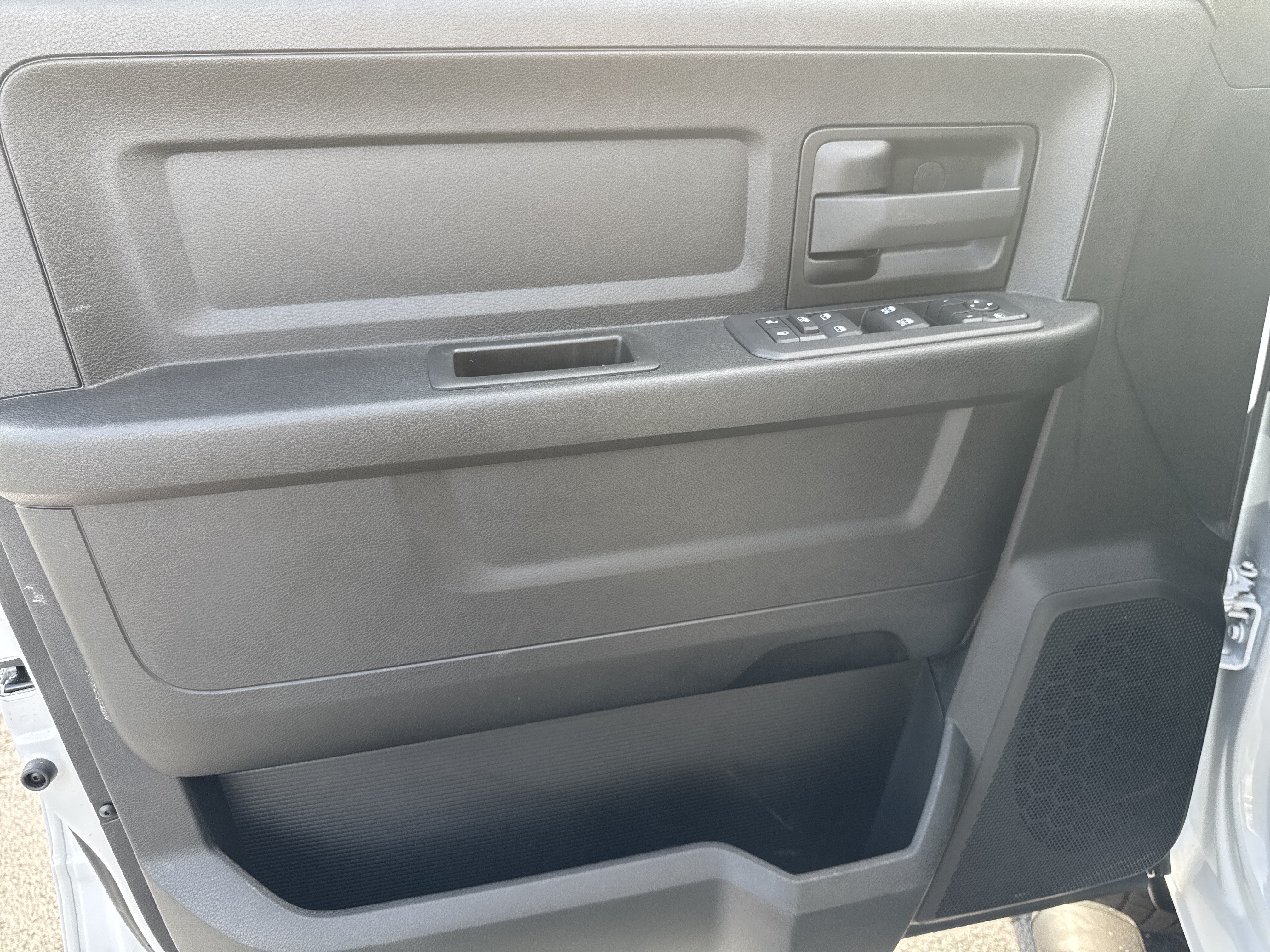 Used 2025 RAM 2500 Tradesman AWD/4WD image 11