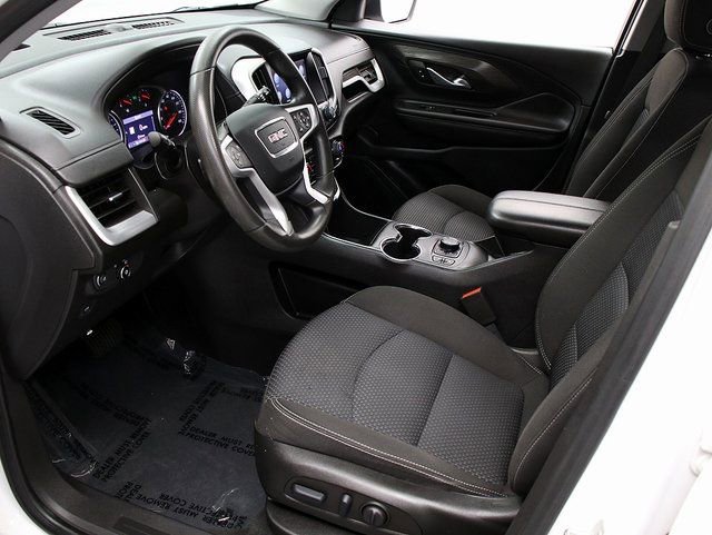 Used 2022 GMC Terrain SLE w/ Driver Convenience Package image 10