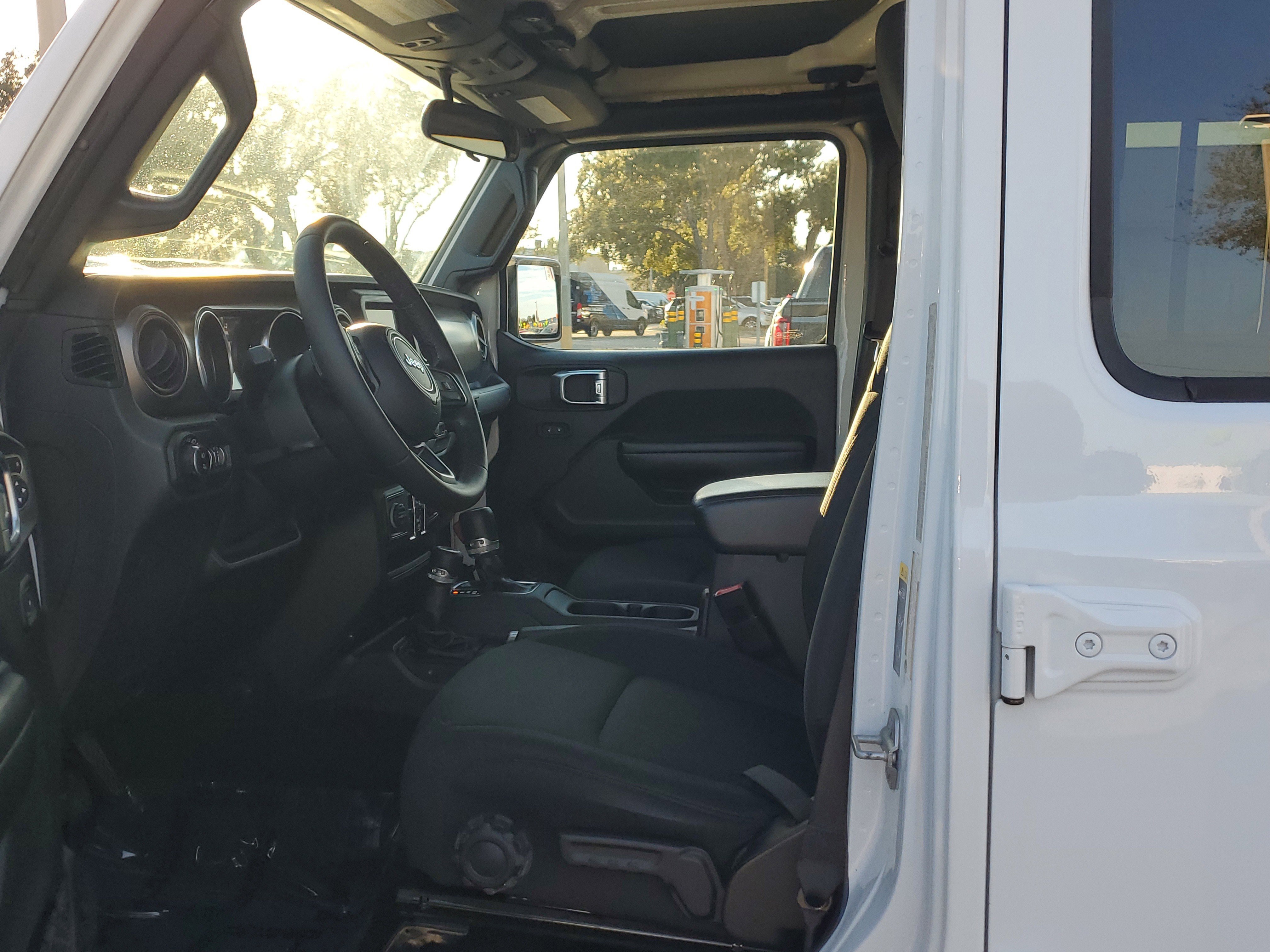 Used 2020 Jeep Gladiator Sport w/ Quick Order Package 24S image 20