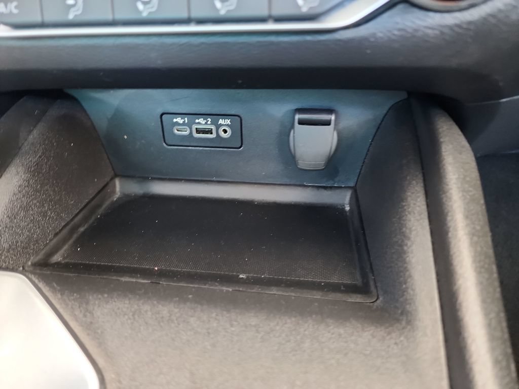 Used 2025 Nissan Altima 2.5 SV FWD image 28