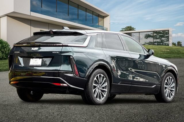 Certified 2024 Cadillac Lyriq Sport w/ LPO, Floor Liner Package AWD/4WD image 4