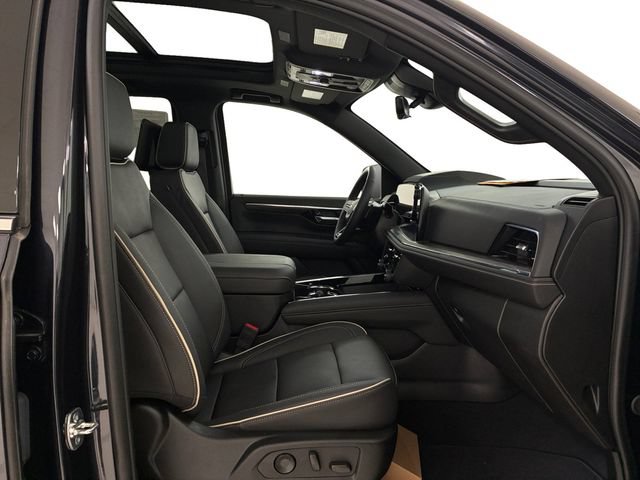Certified 2025 Chevrolet Tahoe Premier w/ Max Trailering Package AWD/4WD image 14