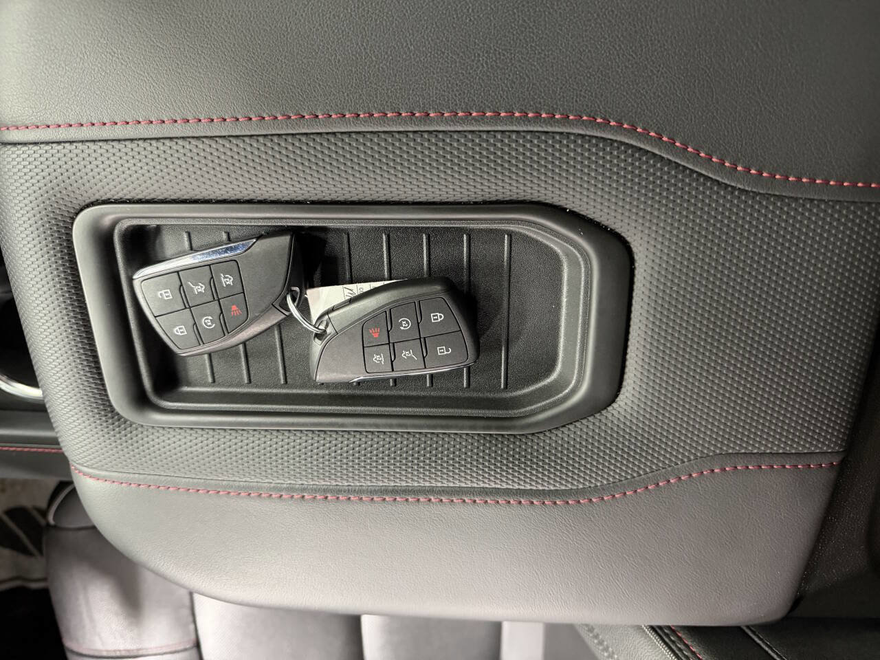 Used 2022 Chevrolet Tahoe RST w/ Sport Performance Package image 45